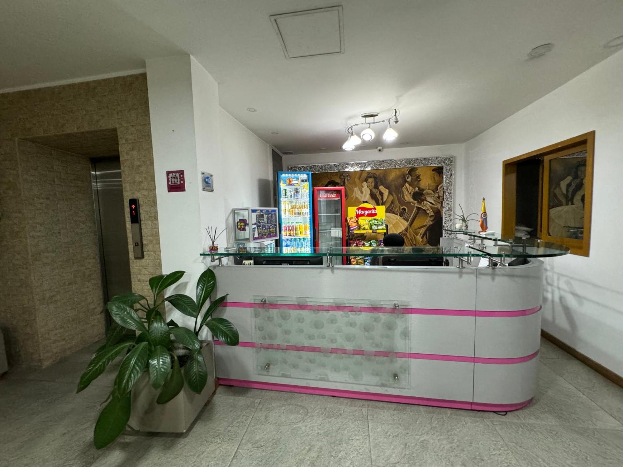 Hotel San Antonio Plaza Cali Extérieur photo