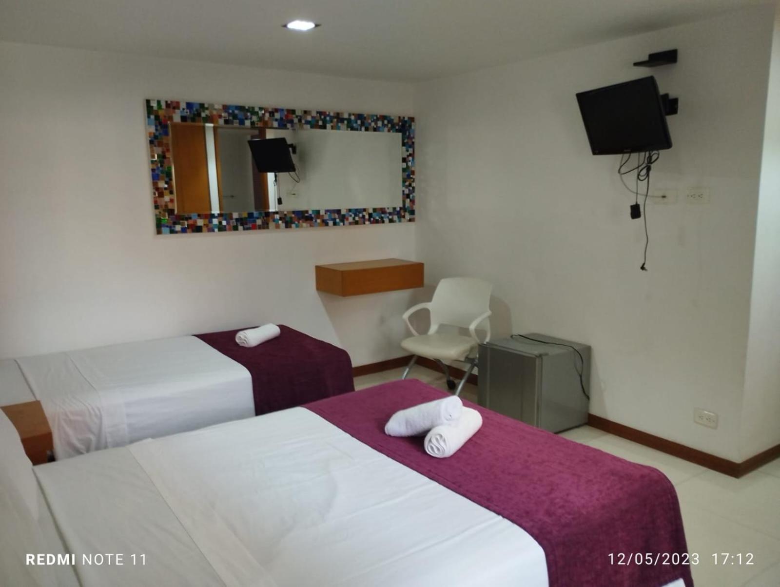 Hotel San Antonio Plaza Cali Extérieur photo